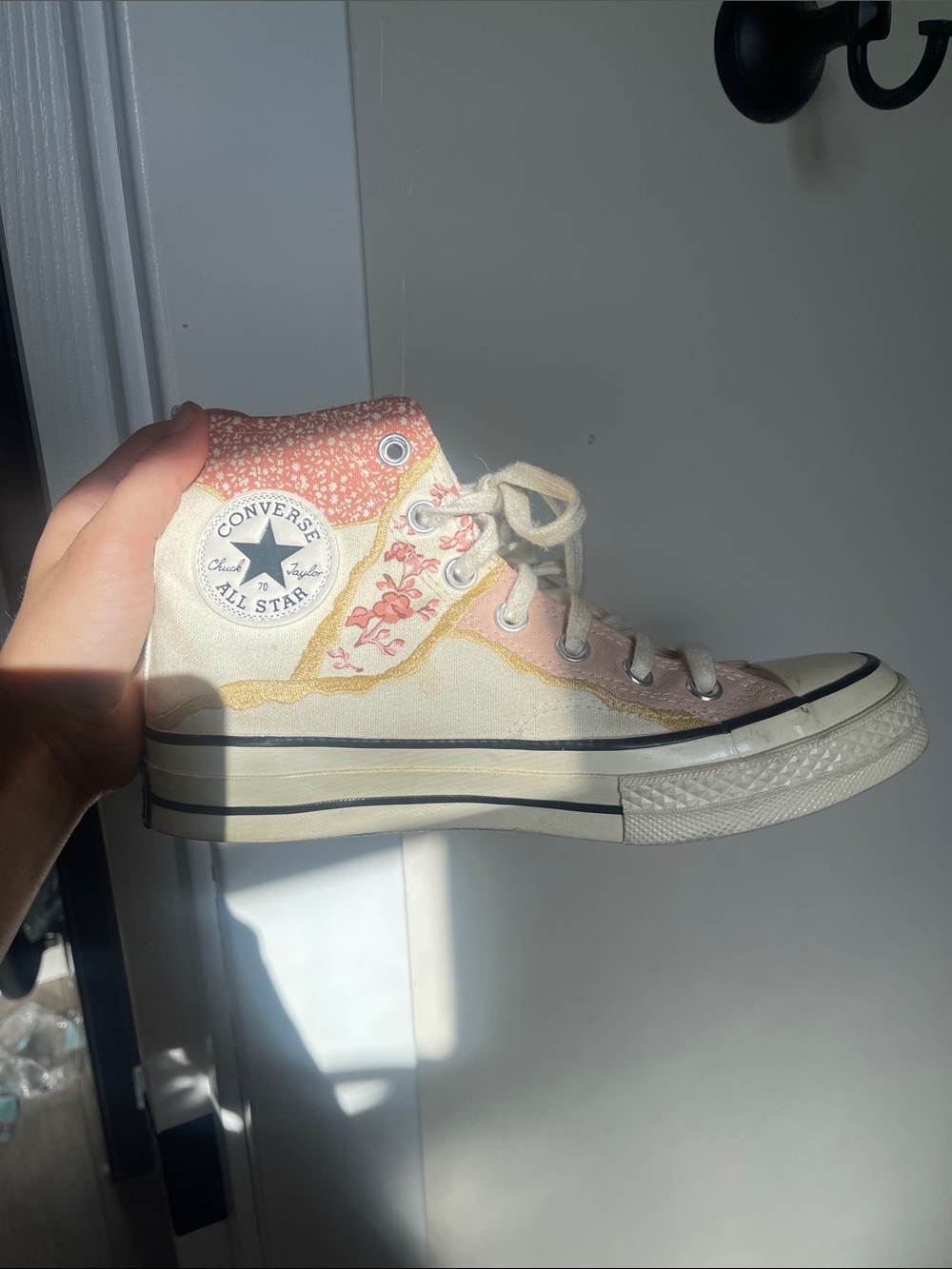 Rare Vintage Cream Pink Floral Trim Converse High Tops - 7